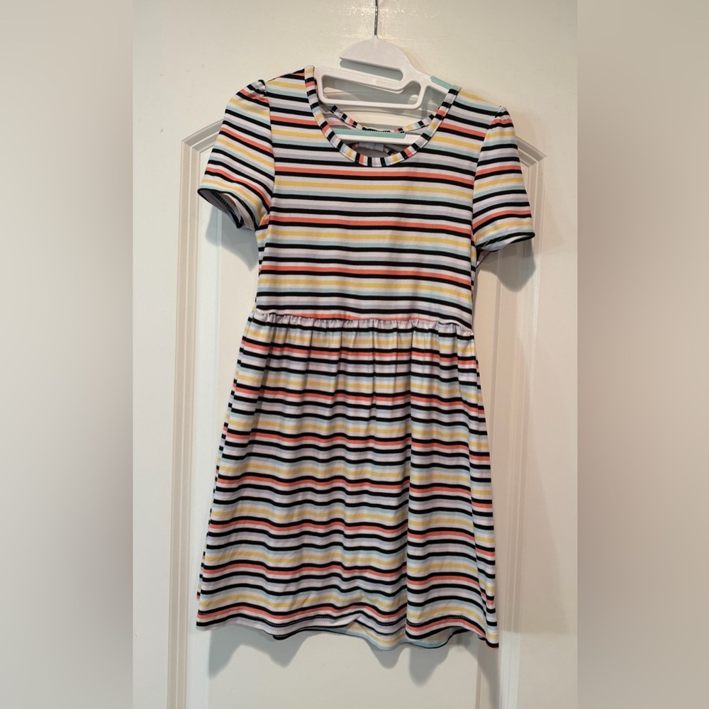 Fitflop Girls' Short Sleeve Striped Dress - White with Rainbow Stripes - Sz 5